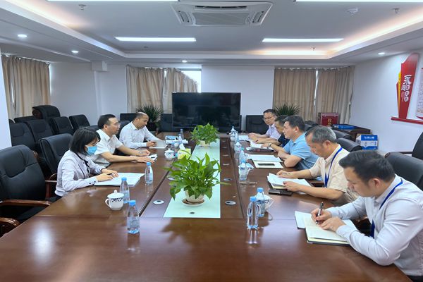 集團領(lǐng)導率隊調(diào)研中小擔保